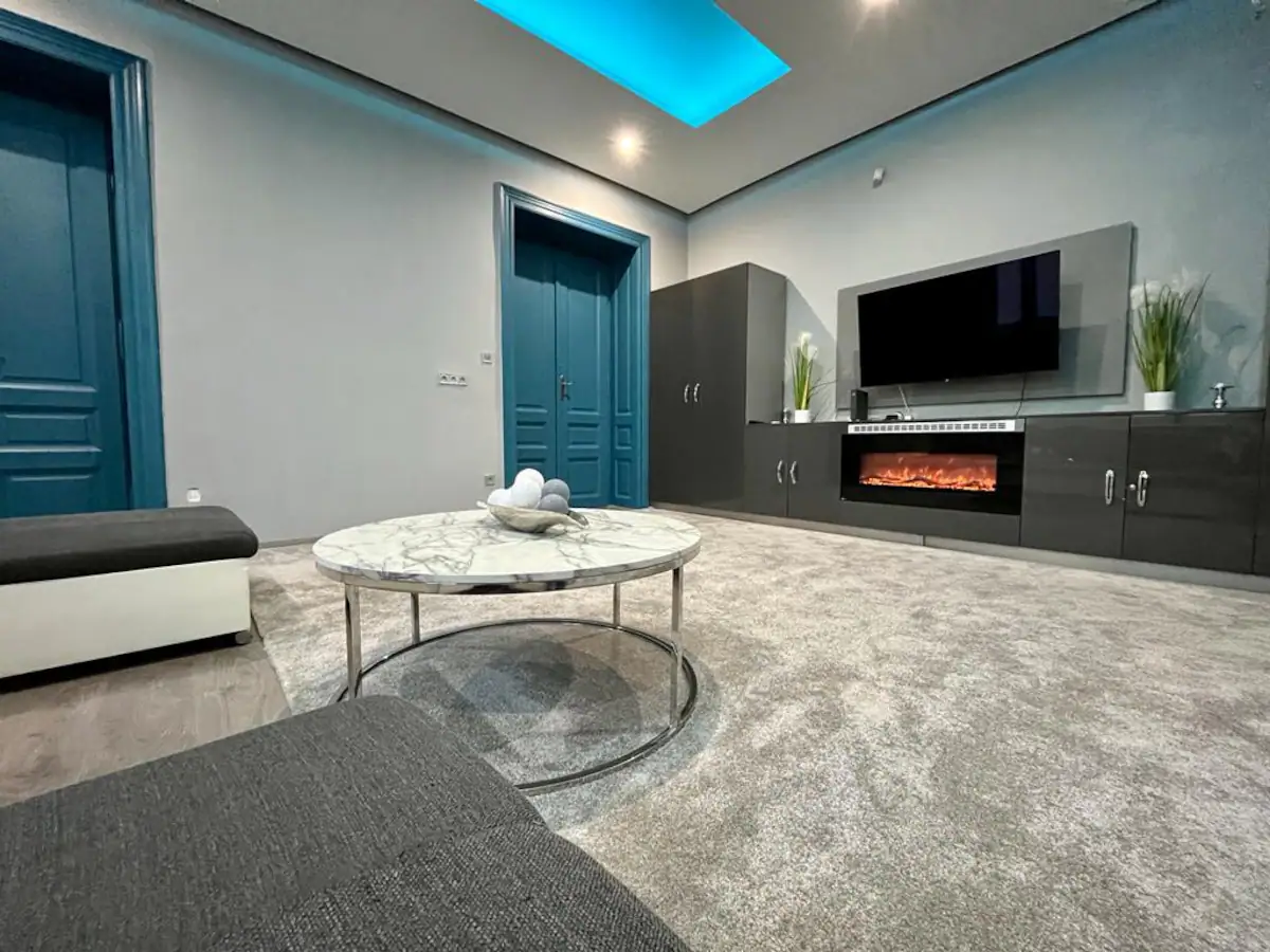 0f97f3cd-41cf-4c2f-ba5e-b1ced081efa9