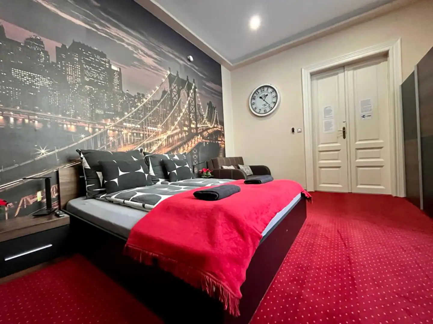 JohnGold Red Room Debrecen elegáns apartman