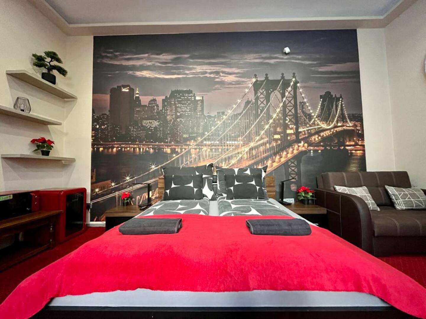 A stílusos JohnGold Red Room felszereltsége